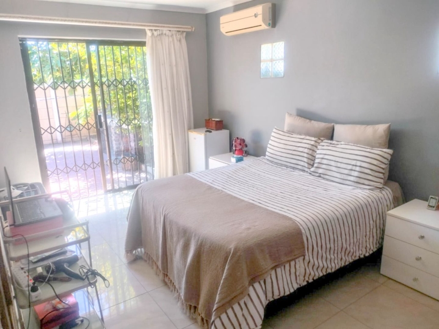 4 Bedroom Property for Sale in Crawford Western Cape